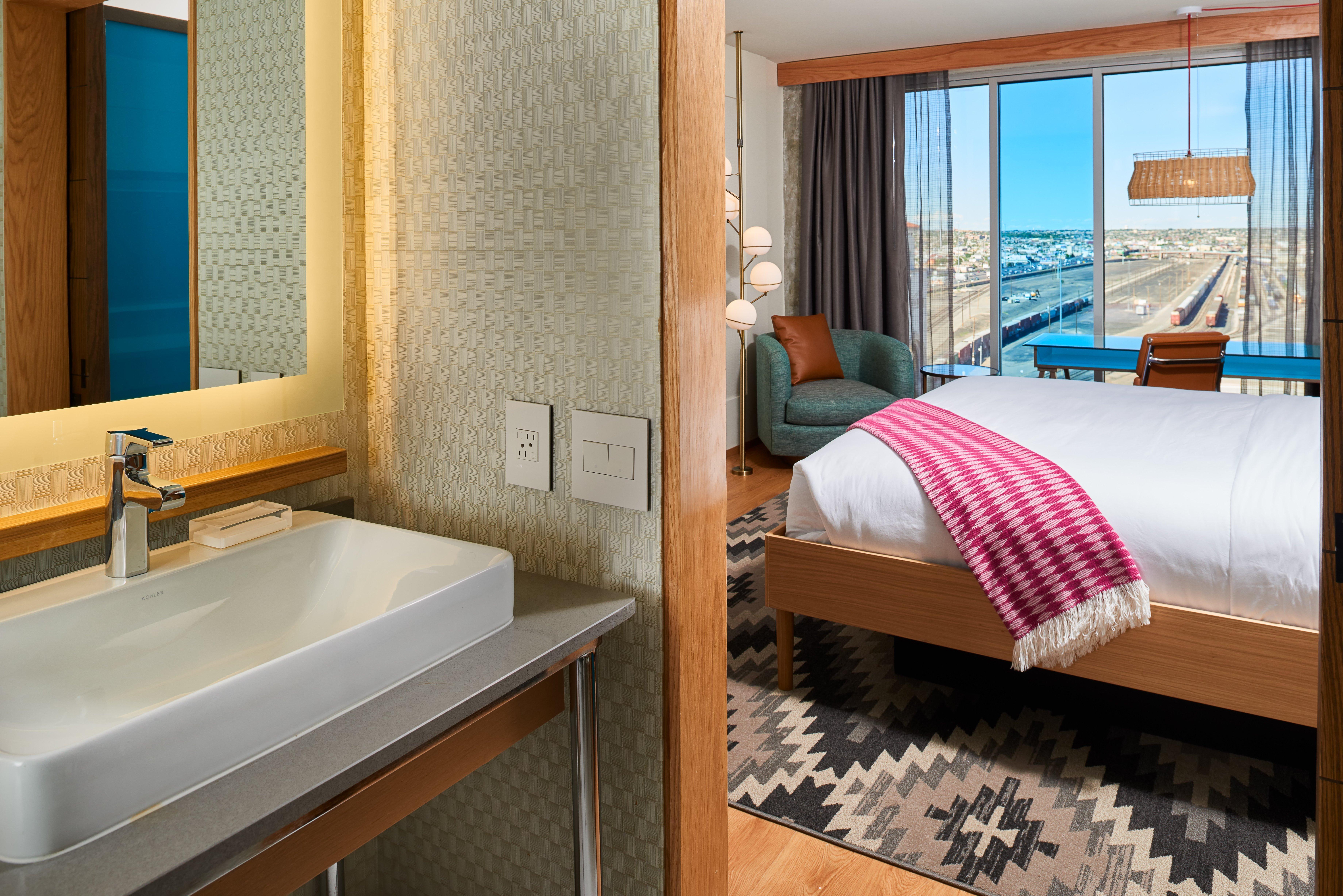 Indigo Downtown By Ihg Hotel 3*