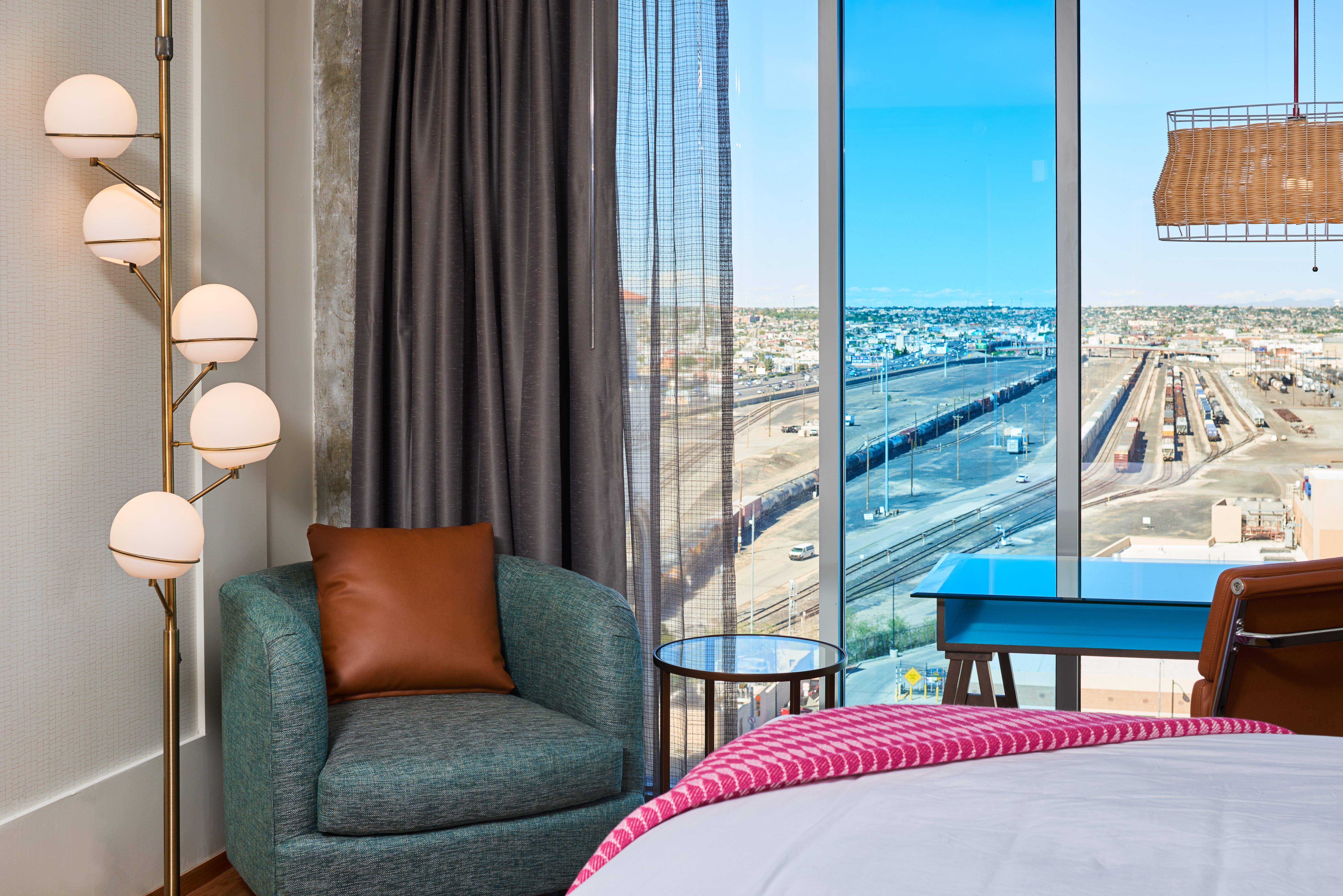 Hotel Indigo Downtown By Ihg 3*